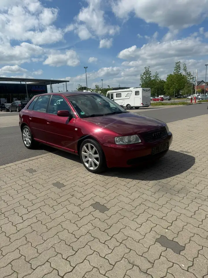 Audi A3 1.8 125PS 4Türig Alcantara sitze 17Zoll TÜV 1/28, foto 1