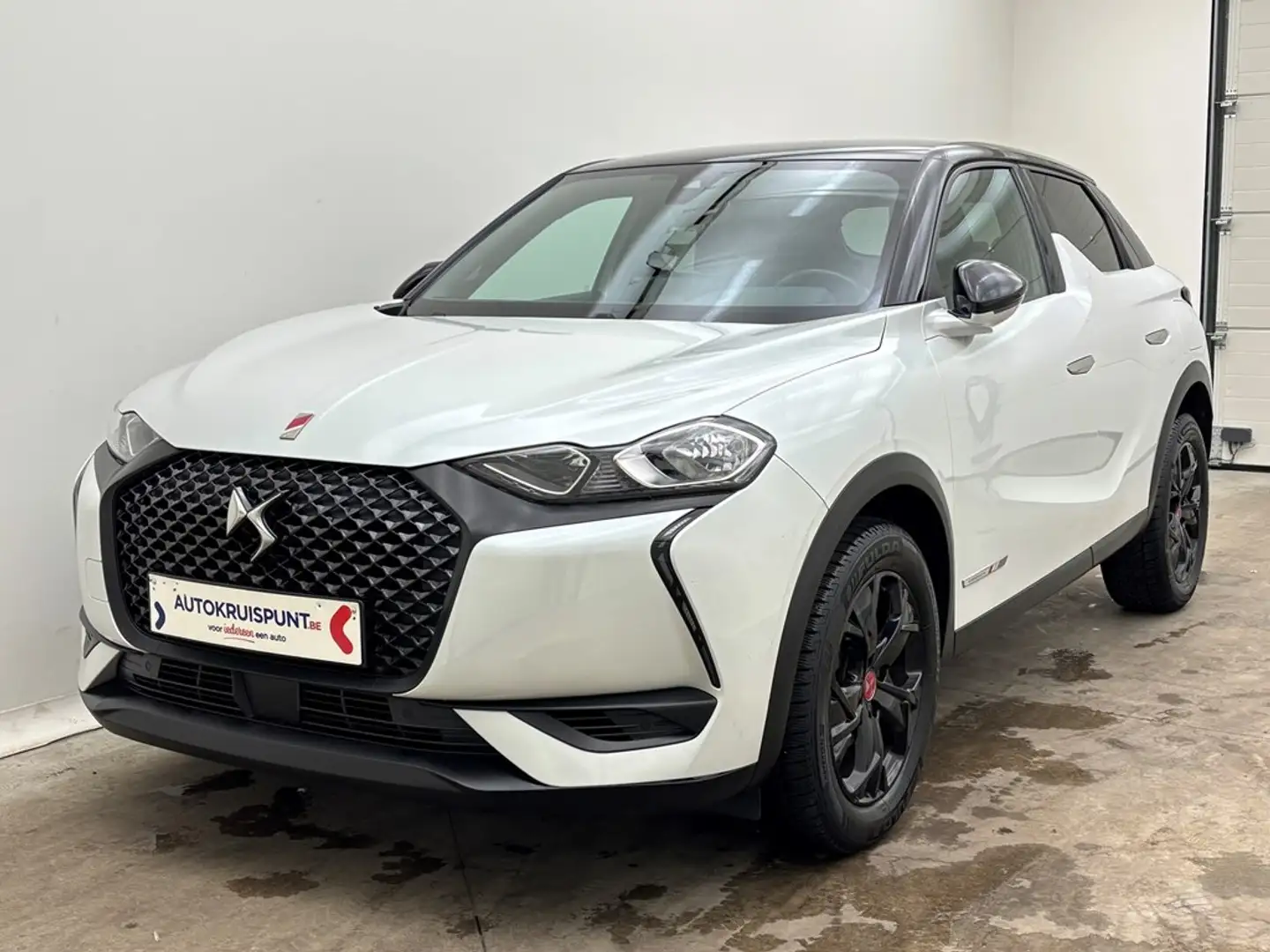 DS Automobiles DS 3 Crossback 1.5BlueHDi Performance Line Apple Carplay/Android Fehér - 1