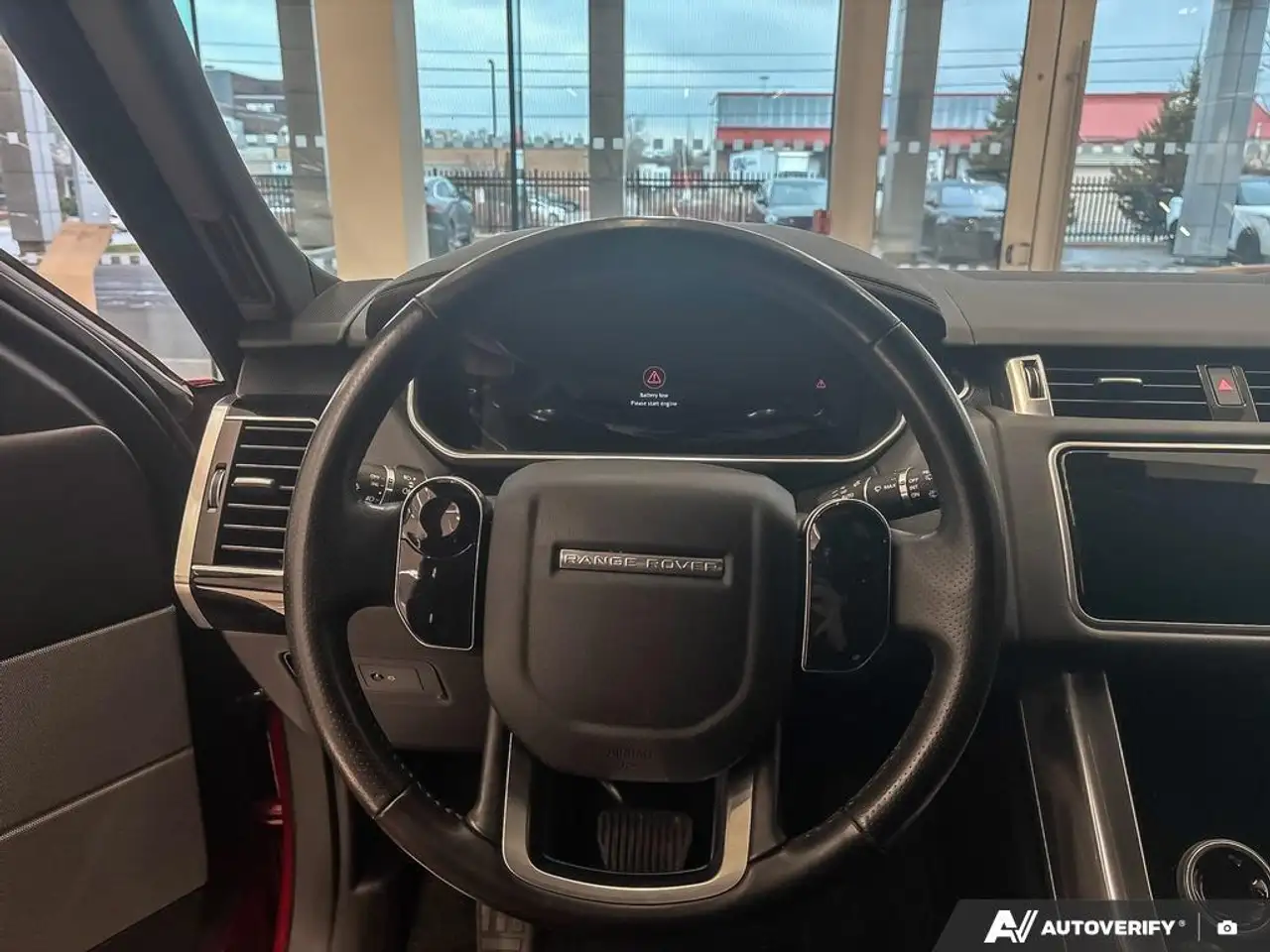 Land Rover Range Rover Sport снимка Land Rover Range Rover Sport