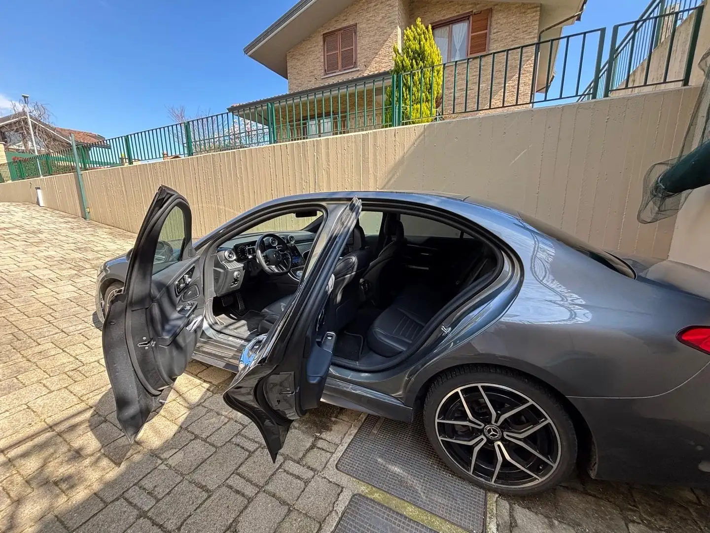 Mercedes-Benz C 300 d mhev AMG Line premium Plus PRO - 1
