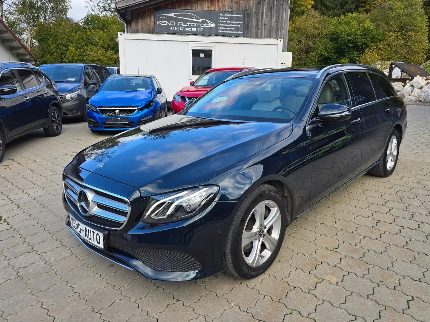 Mercedes-Benz E 220 E -Klasse T-Modell E 220 d 4Matic Bleu - 1