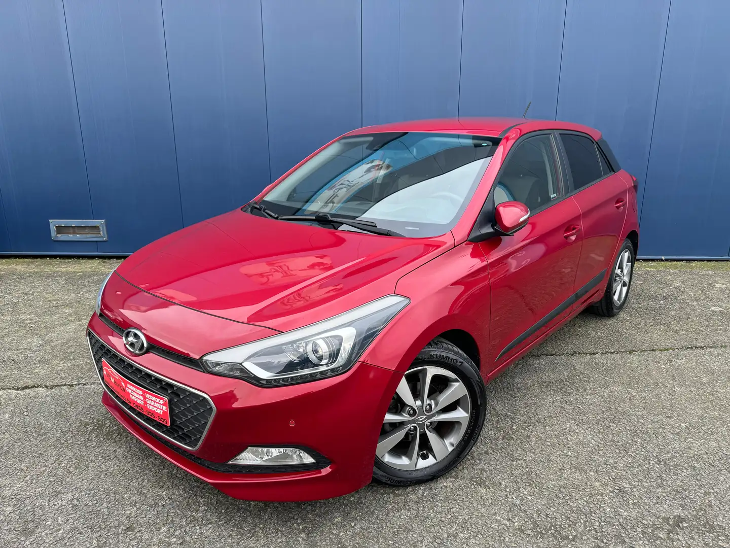 Hyundai i20 1.4i AutoMaat Euro6 12Mand Garantie 1ste Eigenaar Rouge - 1