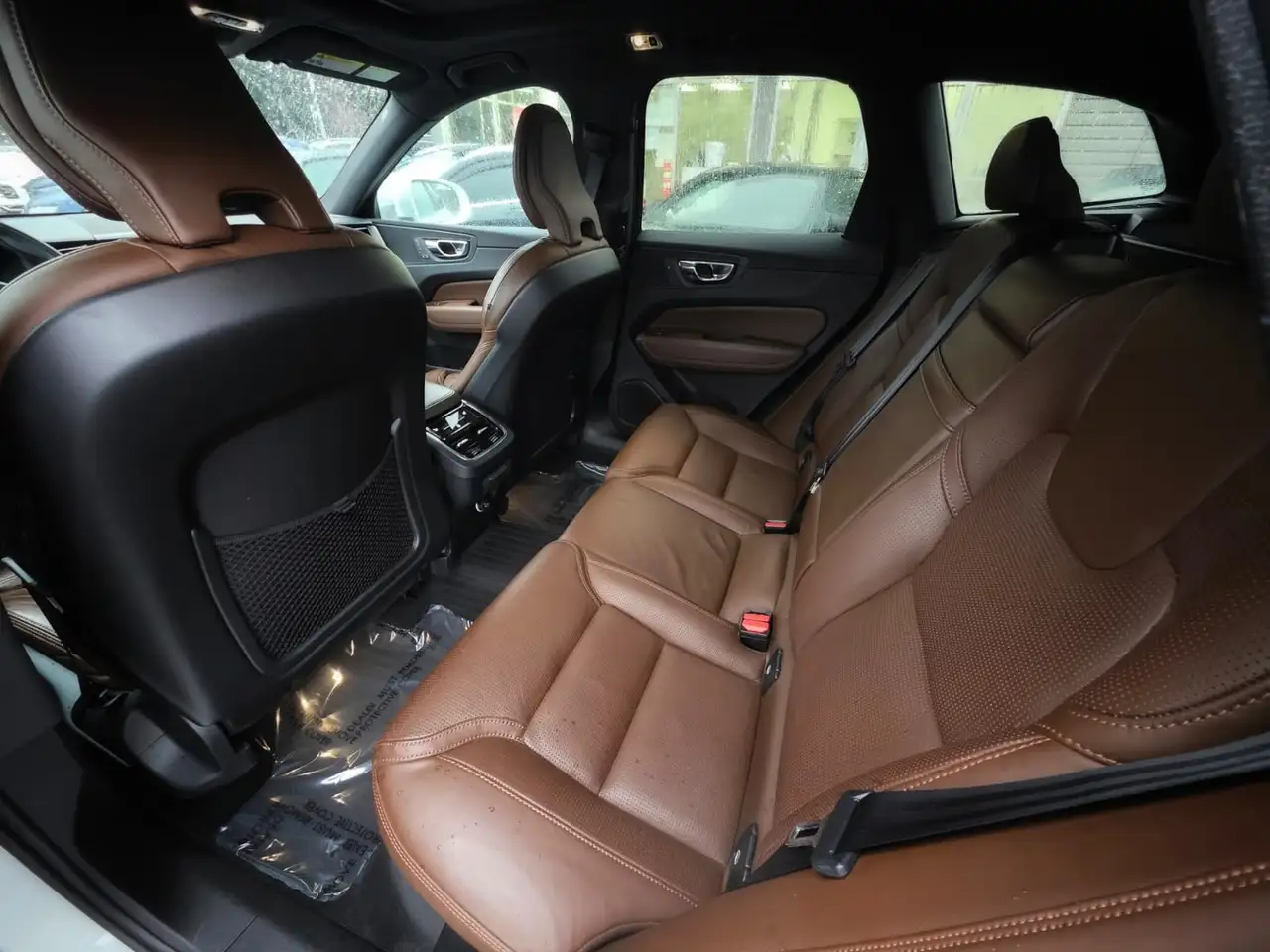 Volvo XC60 снимка Volvo XC60