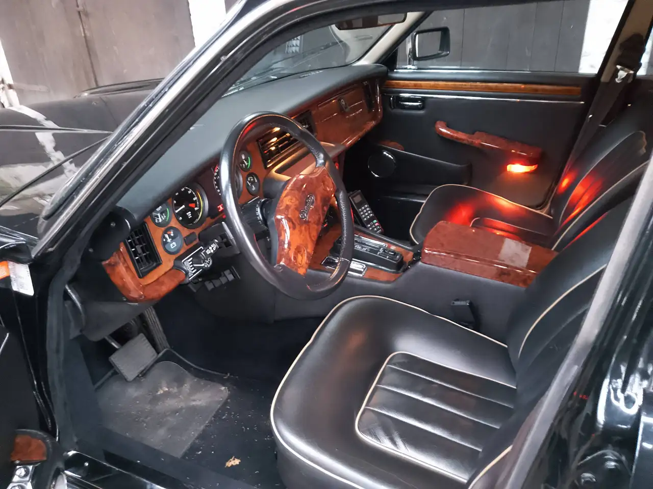 Daimler Double Six, foto 5