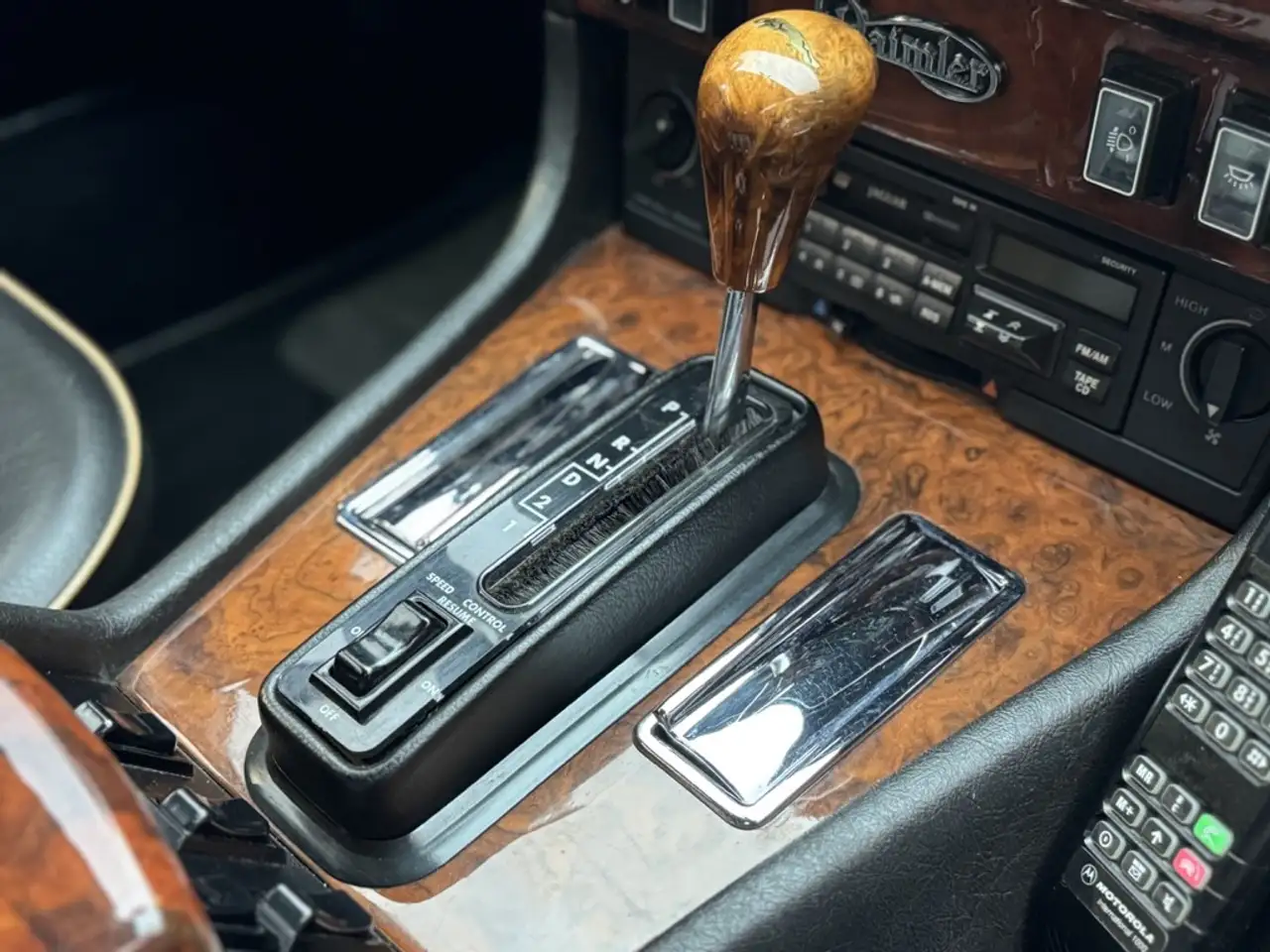 Daimler Double Six, foto 8