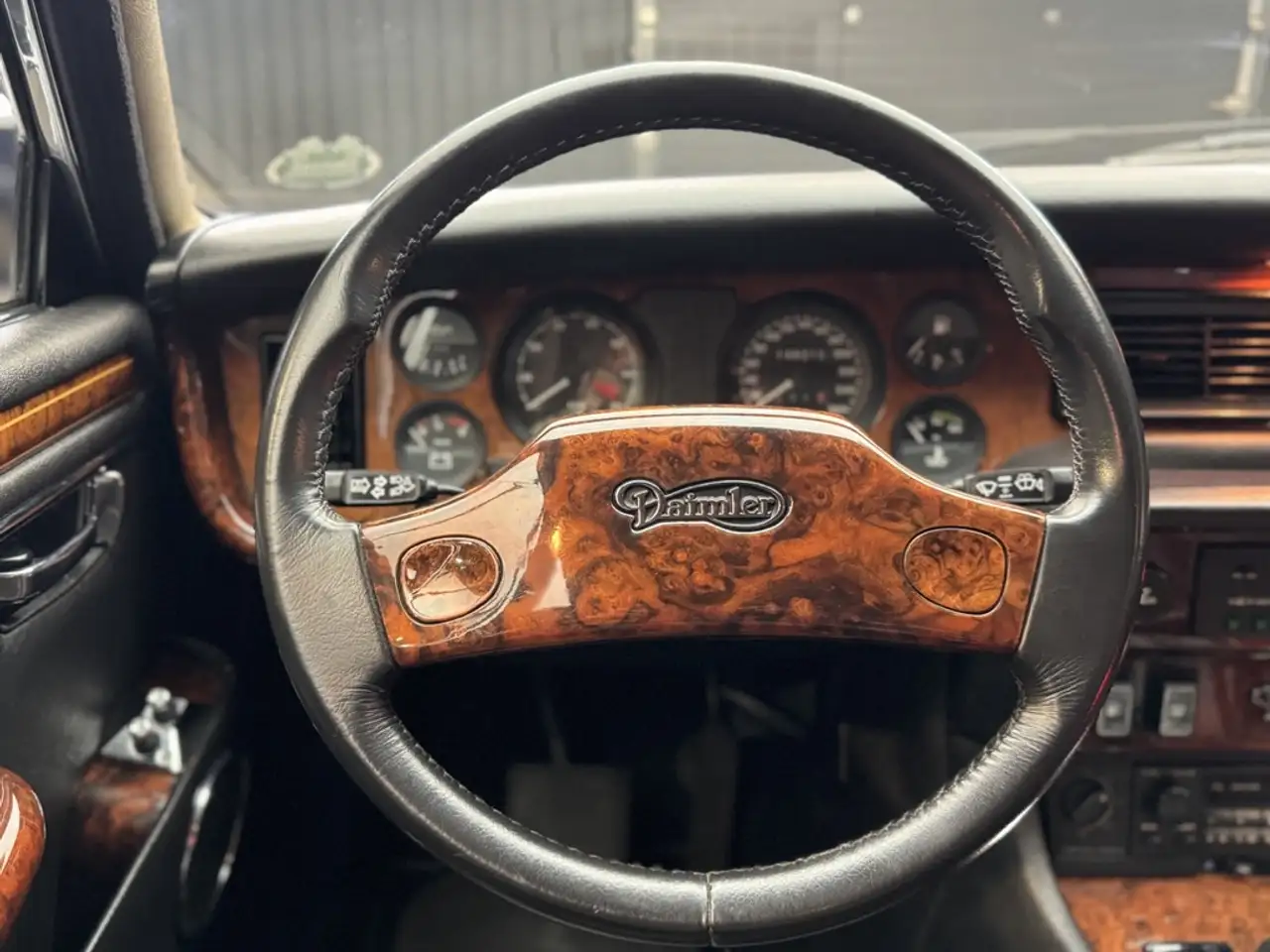 Daimler Double Six, foto 7