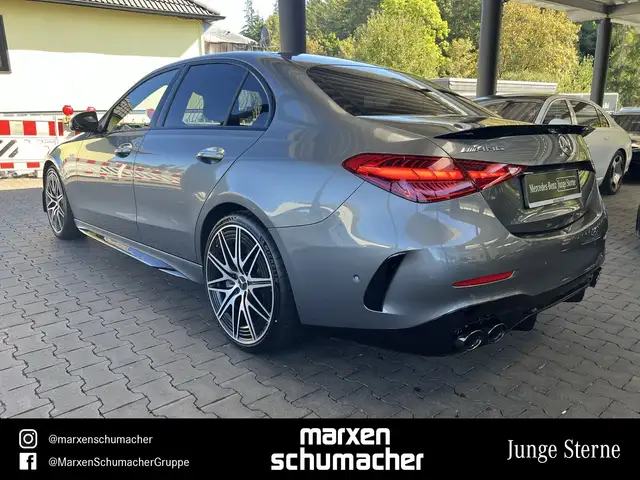 Mercedes-Benz C-Class view 6