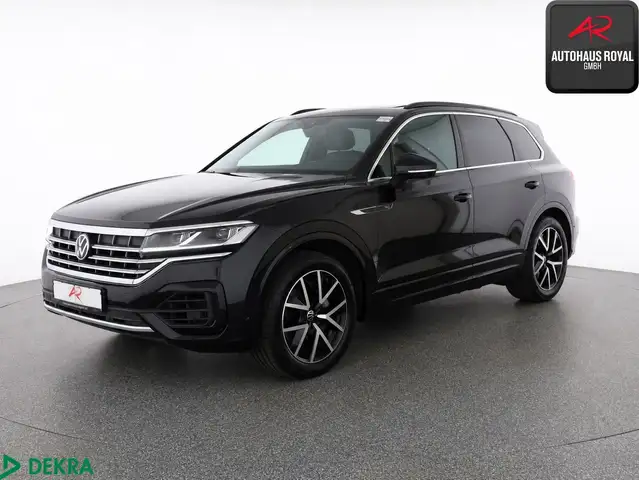 2022 Volkswagen Touareg in Black for sale