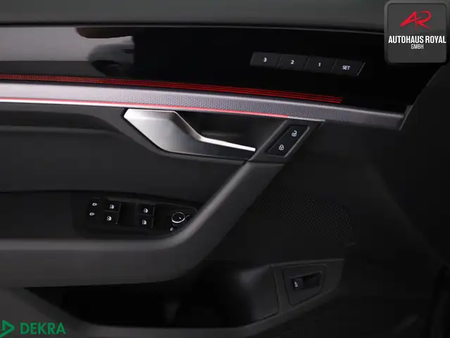 Volkswagen Touareg view 15