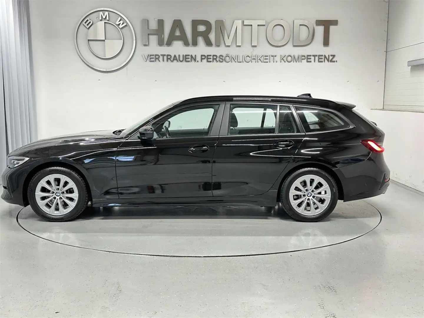 BMW 318 d Zwart - 2