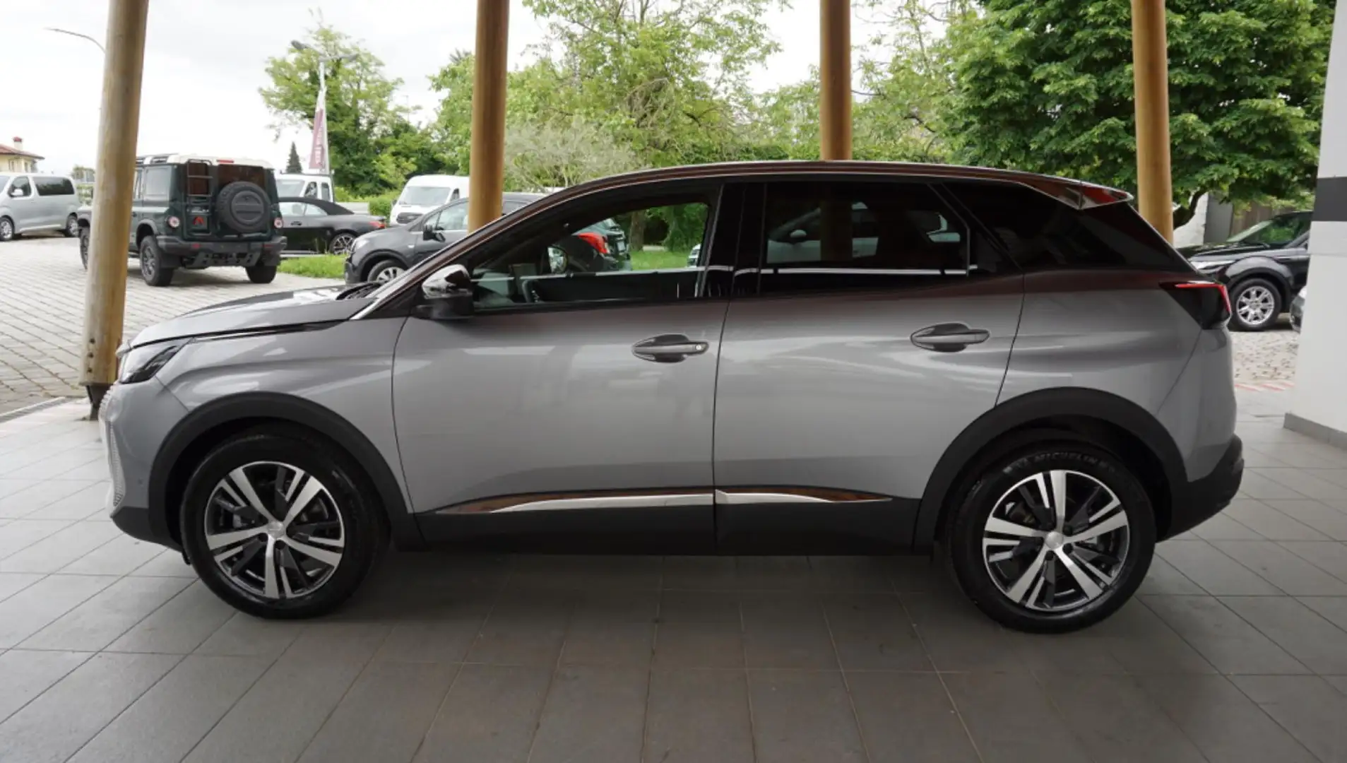 Peugeot 3008 BlueHDi 130 S&S EAT8 Allure Pack Grigio - 2