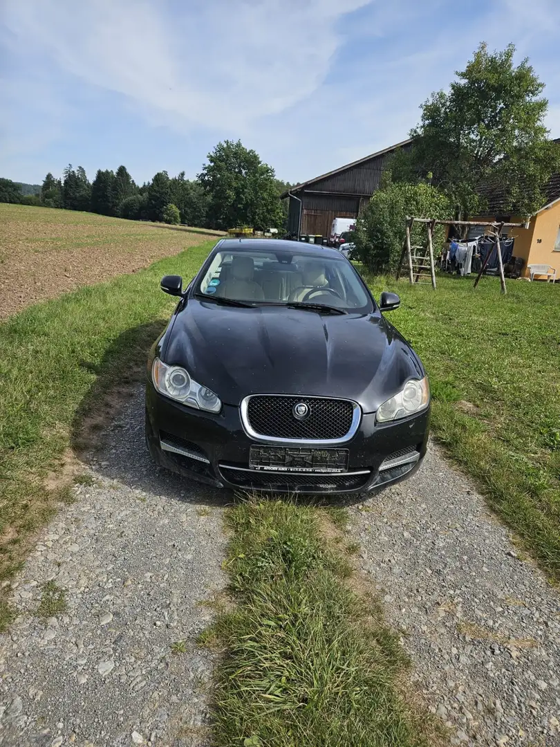 Jaguar XF 3.0 V6 Diesel - 1