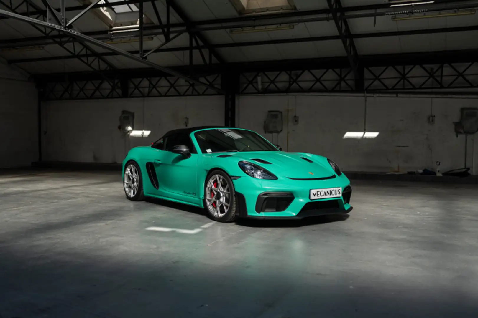 Porsche 718 Spyder (982) RS *Pack Weissach/PTS Jade* Groen - 1