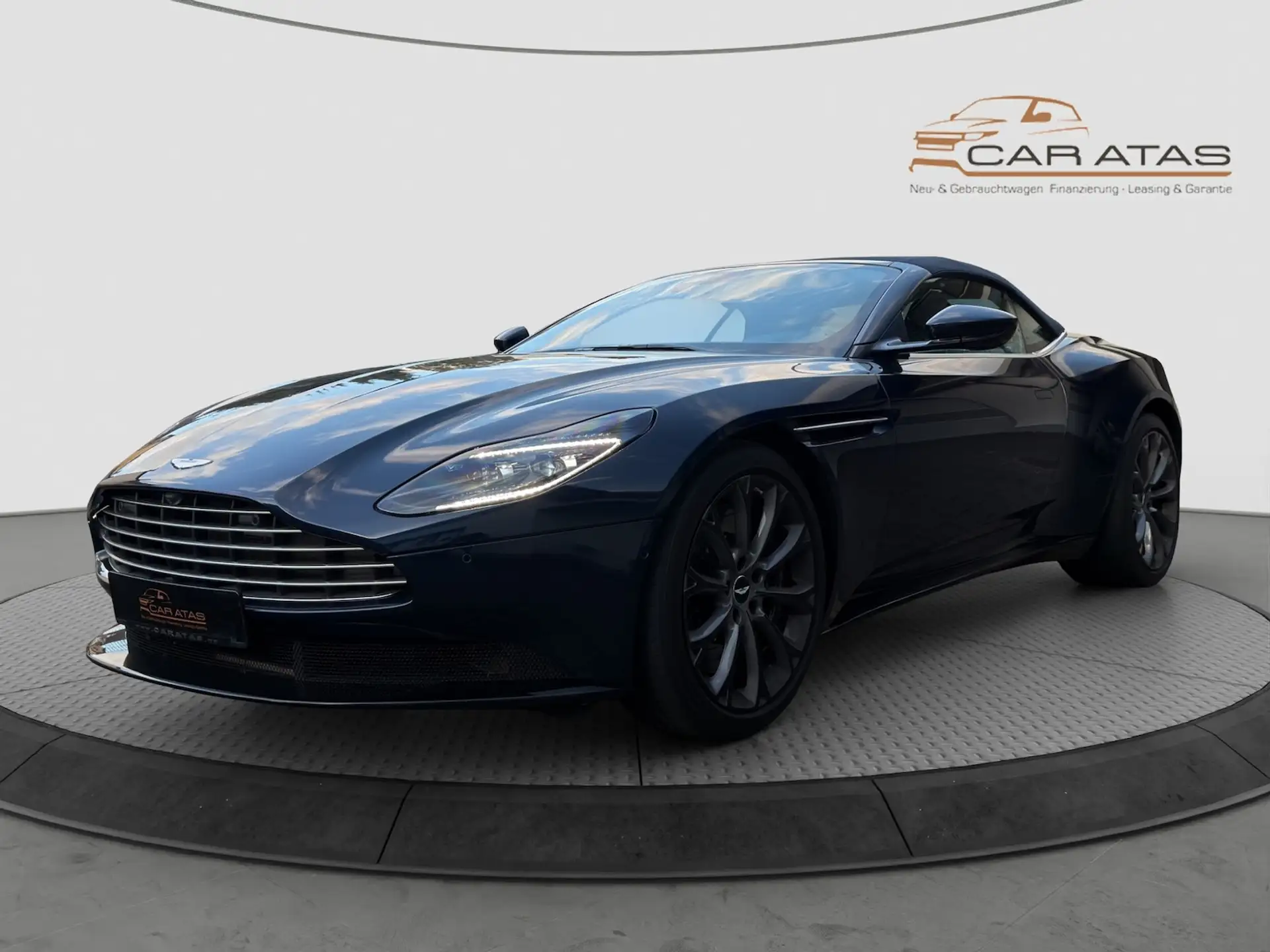 애스턴마틴 DB11 V8 2020 네이비 사진 2