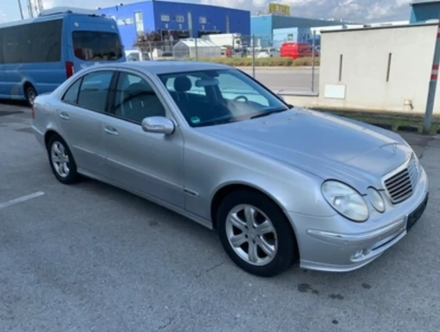 Mercedes-Benz E 200 Kompressor Automatik Avantgarde - 2