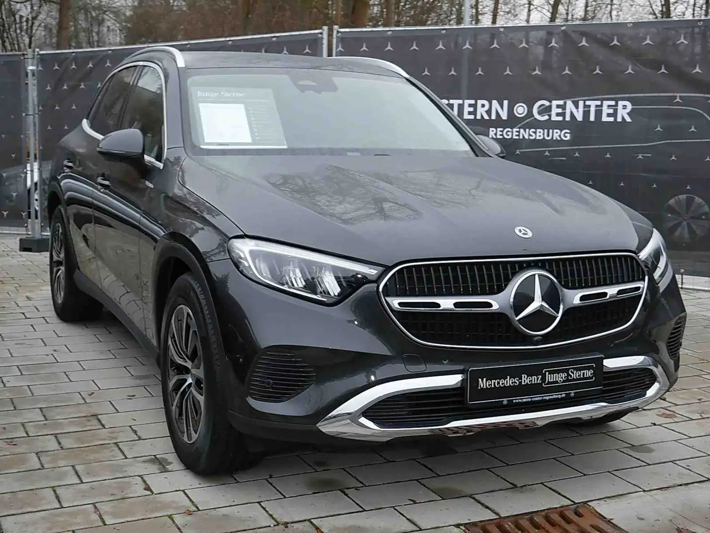 Mercedes-Benz GLC 220 d 4M+Avantgarde+Memory+Kamera+LED+AHK+++ Grau - 2