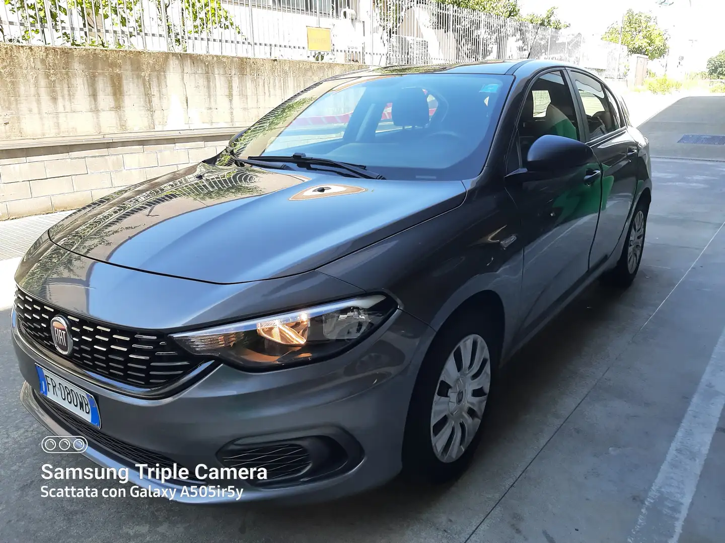 Fiat Tipo Tipo 5 porte II 2016 5p 1.4 tjt Easy Gpl 120cv Grigio - 1
