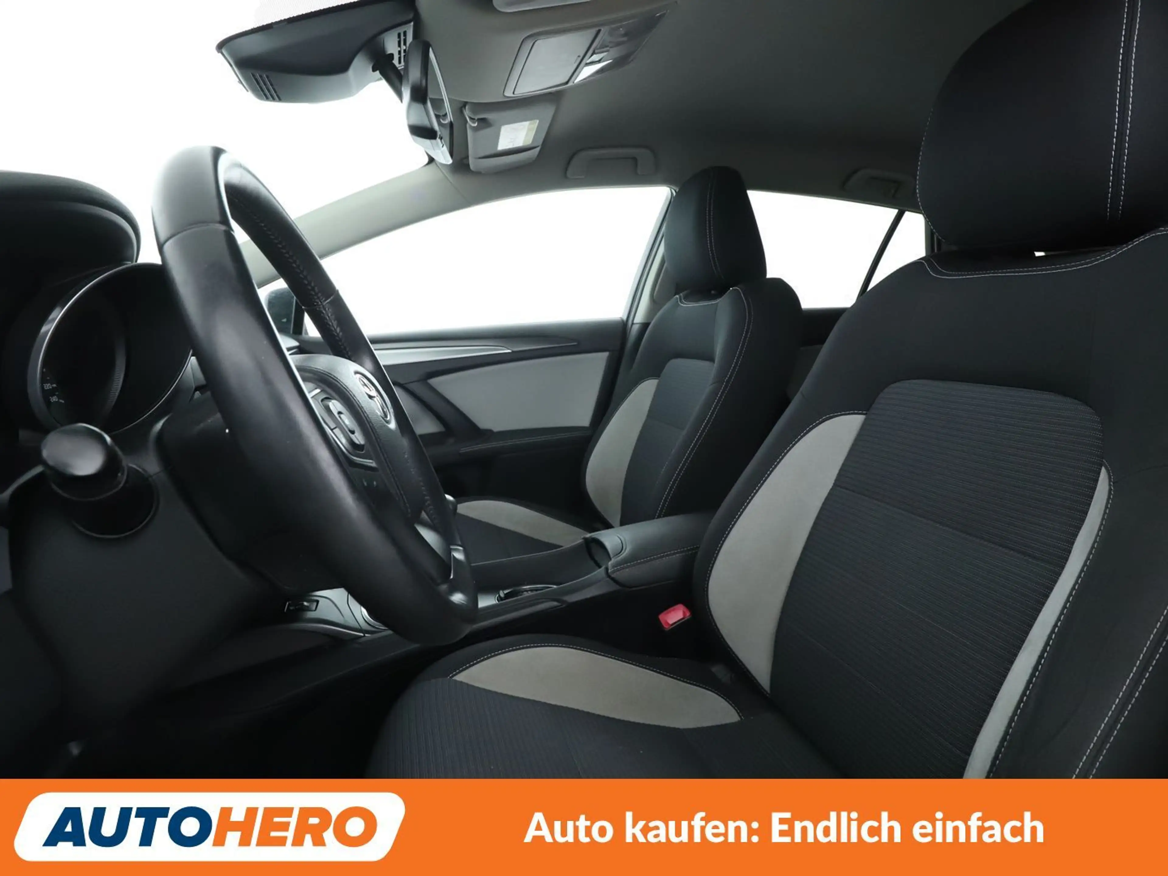 Toyota Avensis 1.8 Business Edition*NAVI*LED*TEMPO*CAM*SHZ* — photo 10