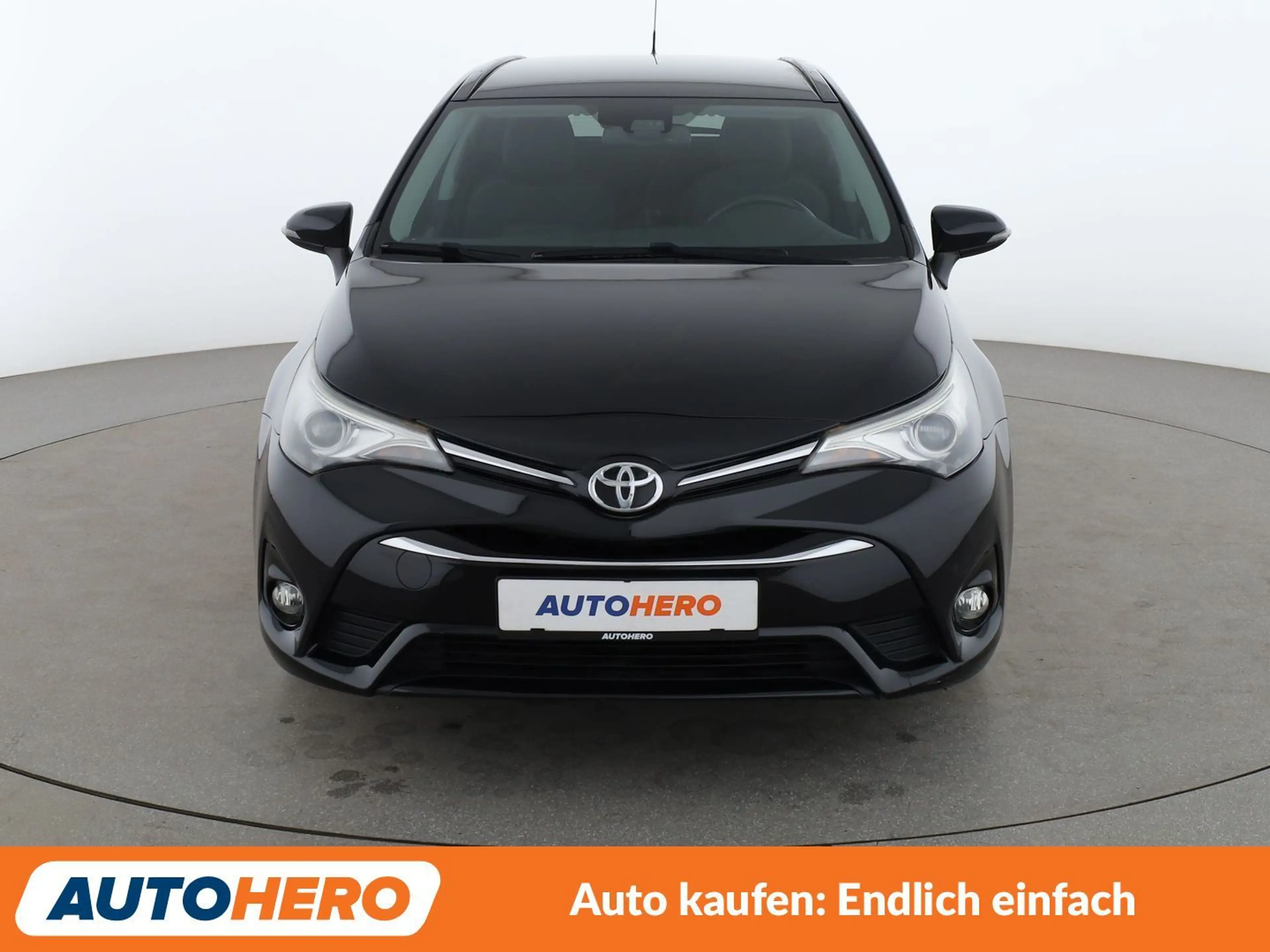 Toyota Avensis 1.8 Business Edition*NAVI*LED*TEMPO*CAM*SHZ* — photo 9