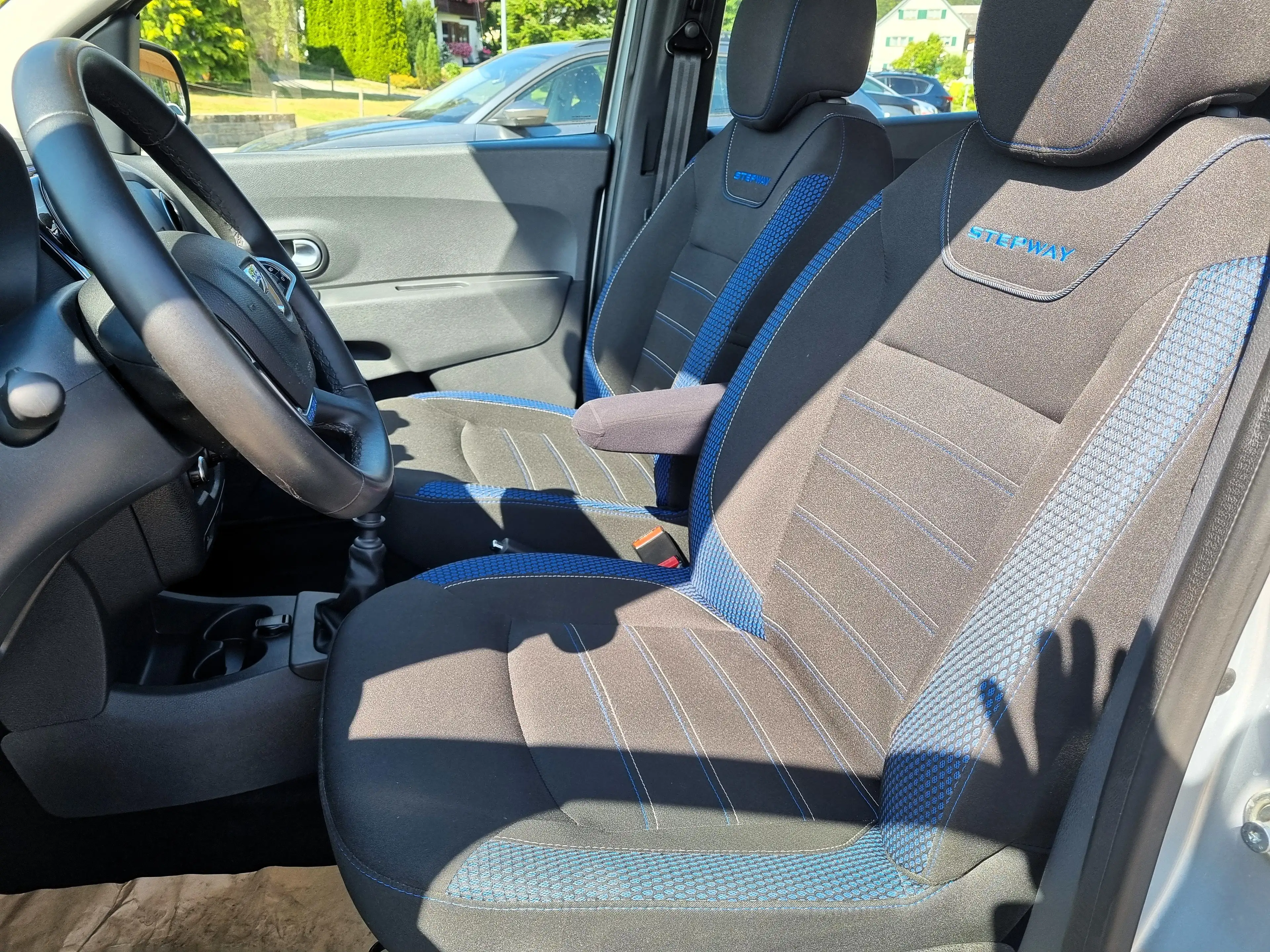 Dacia Lodgy Celebration**Anhängekupplung — photo 8