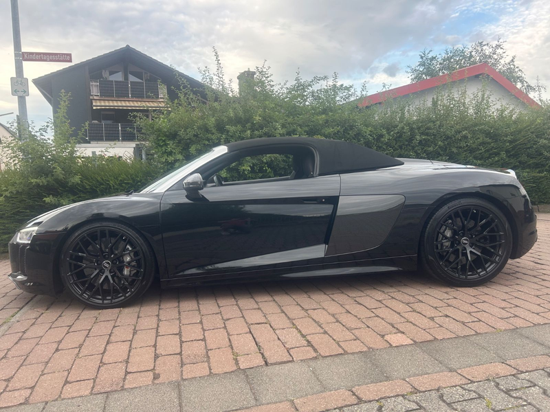 Audi R8 V10*Spyder*Carbon*Ceramic*LED*Sportabgas* — photo 14