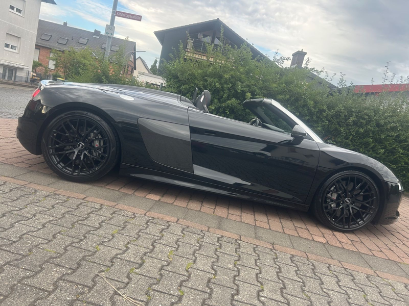 Audi R8 V10*Spyder*Carbon*Ceramic*LED*Sportabgas* — photo 5