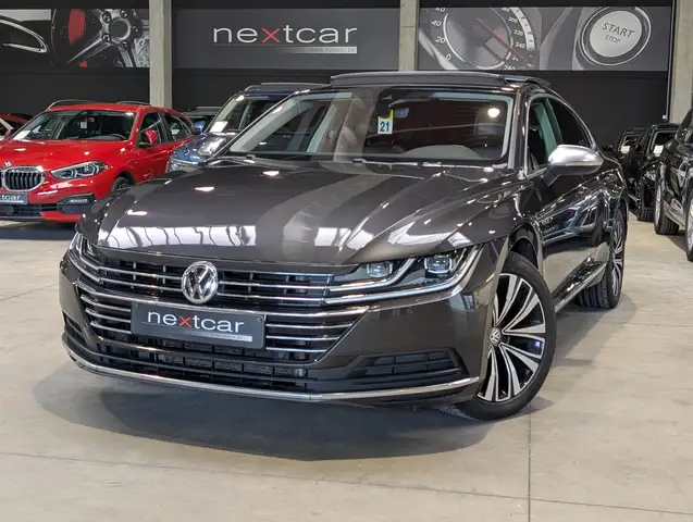 Volkswagen Arteon 2.0 TDi Elegance *TOIT PANO-CUIR SPORT-FULL LED*