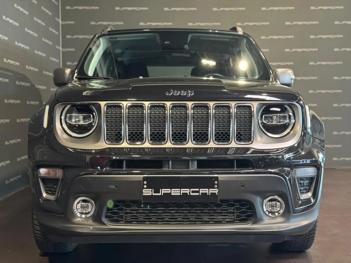 Jeep Renegade 2.0 Mjt 140CV 4WD Active Drive Limited Zwart - 2