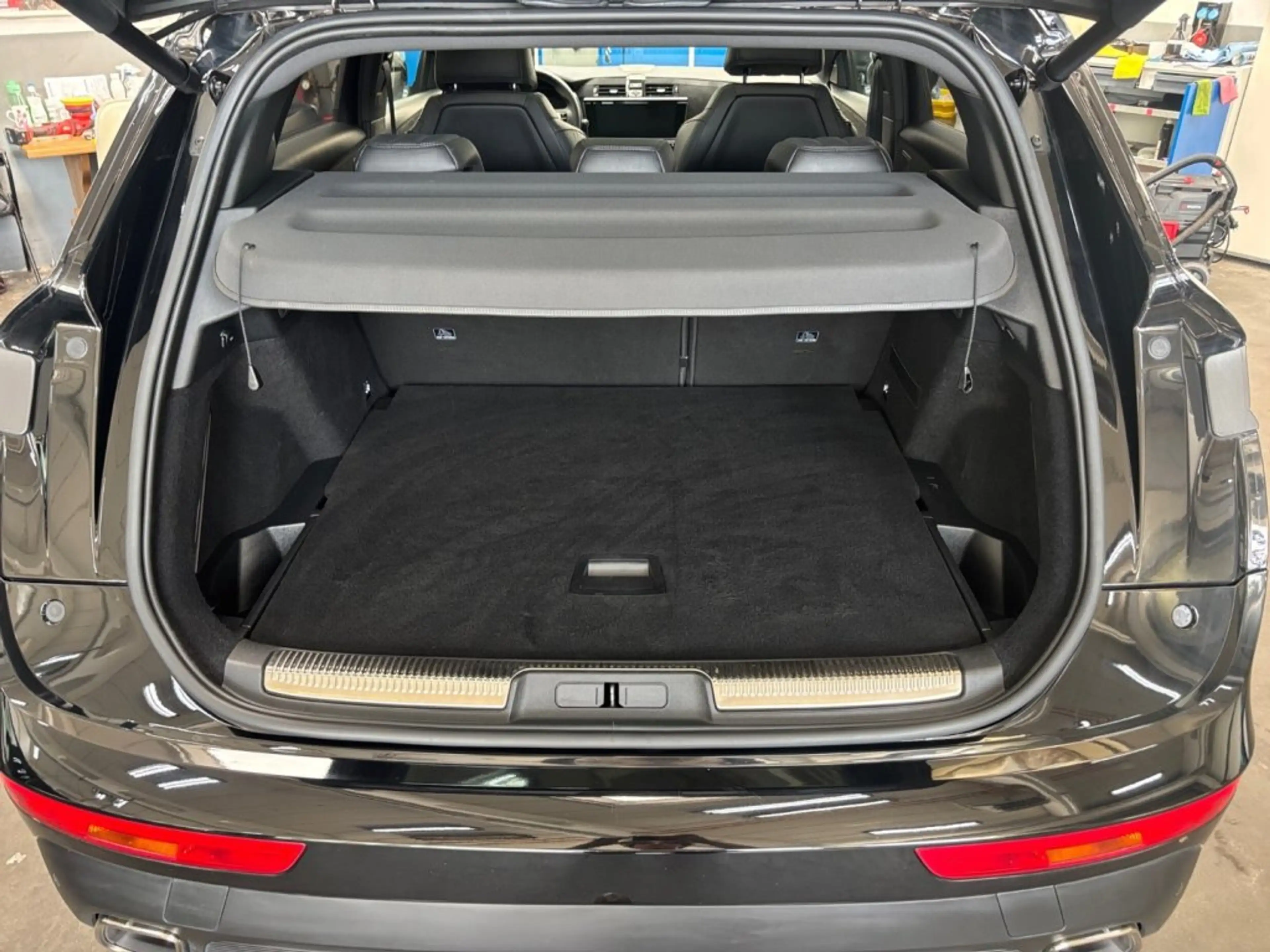 DS Automobiles DS 7 Crossback DS7 Crossback 4x4 E-Tense 300 PHEV Performance Line mit AHK — photo 13