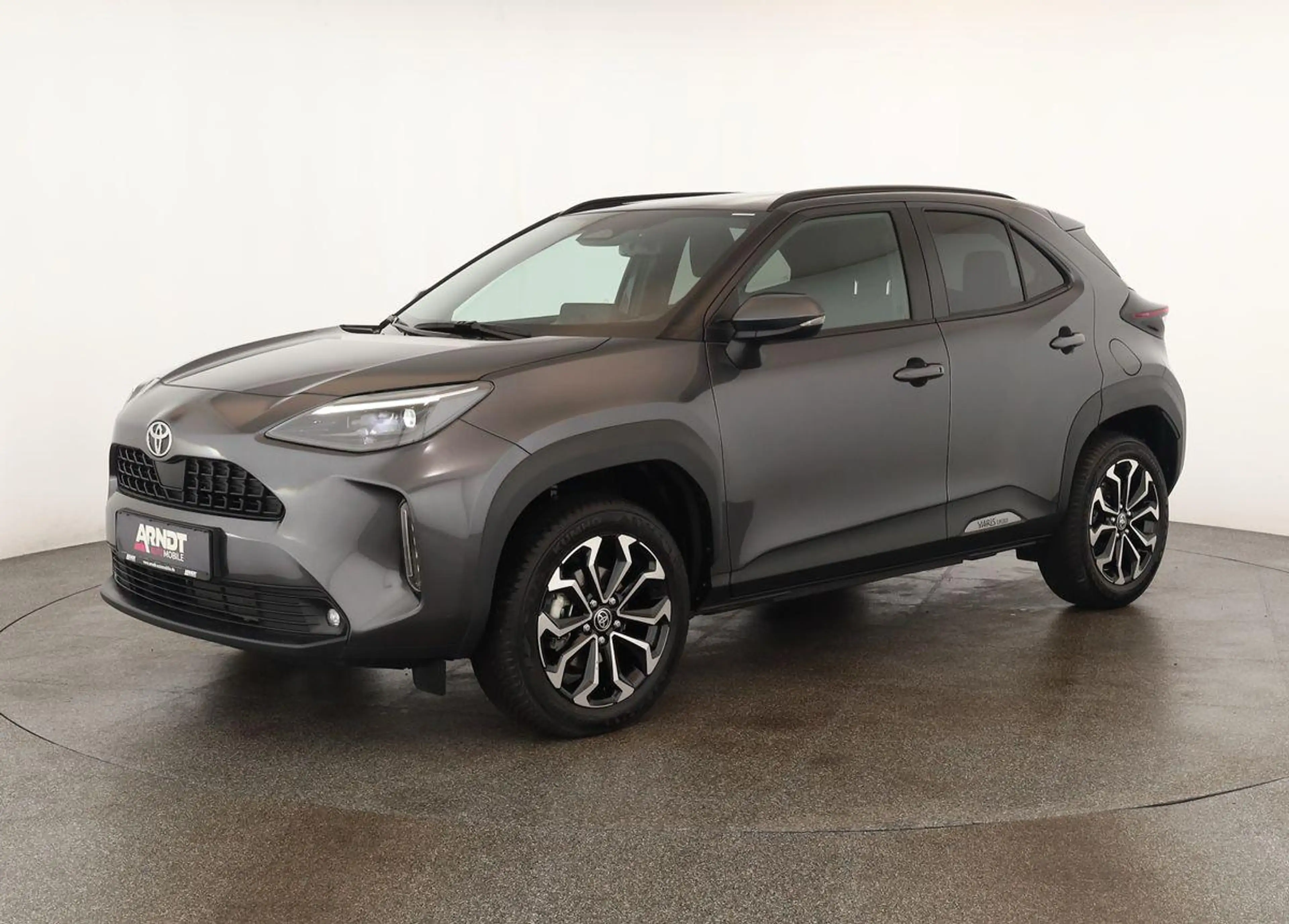 Toyota Yaris Cross Hybrid Teamplayer LED Nav SitzHZ Kam — photo 2