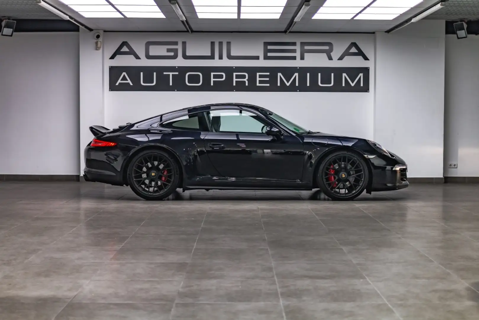 Porsche 991 Carrera 4 GTS Coupé PDK Negro - 2