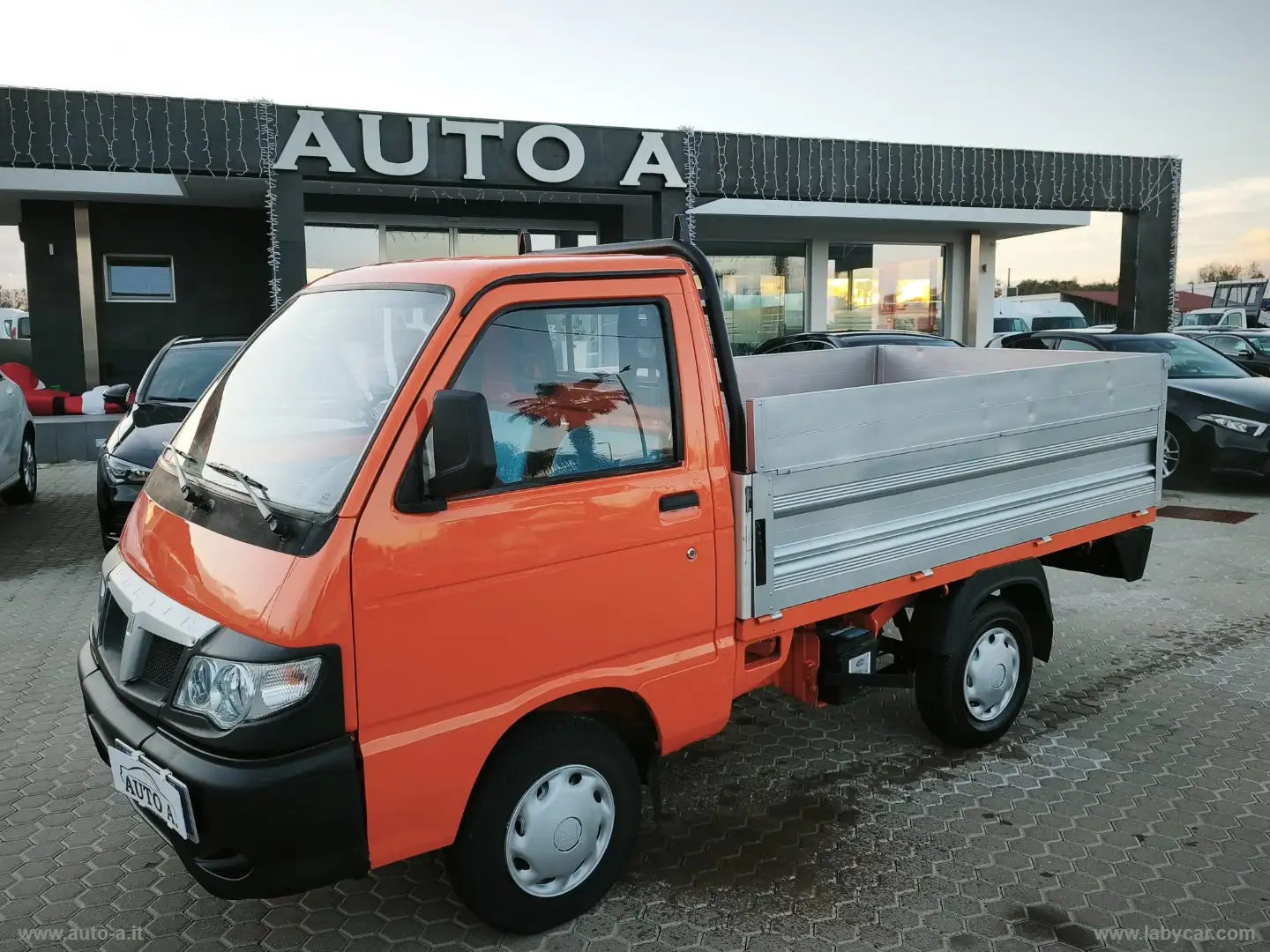 Piaggio Porter PORTER 1.3 CASSONE FISSO LUNGO GPL Orange - 1
