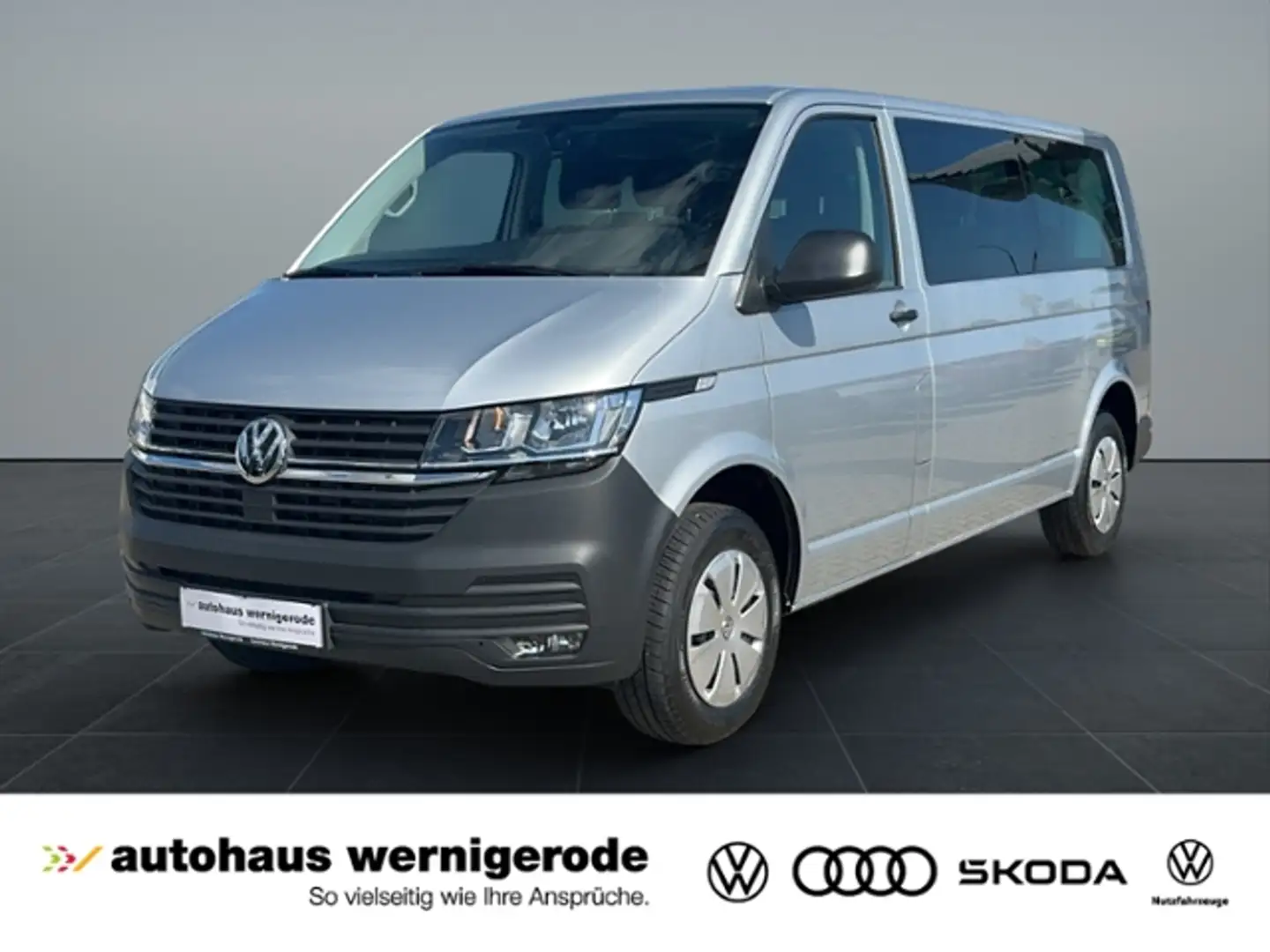 Volkswagen T6.1 Kombi Transporter T6.1 Kombi Motor: 2,0 l TDI SCR 110 Zilver - 1