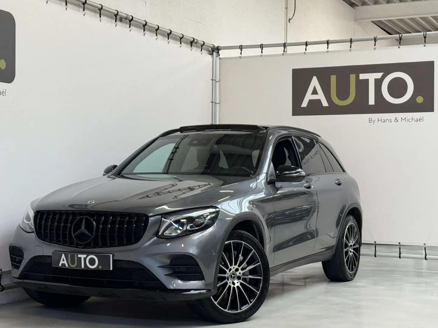 Mercedes-Benz GLC 220 220d 4Matic AMG Line *PANO*AIRMATIC*LED* Gris - 1