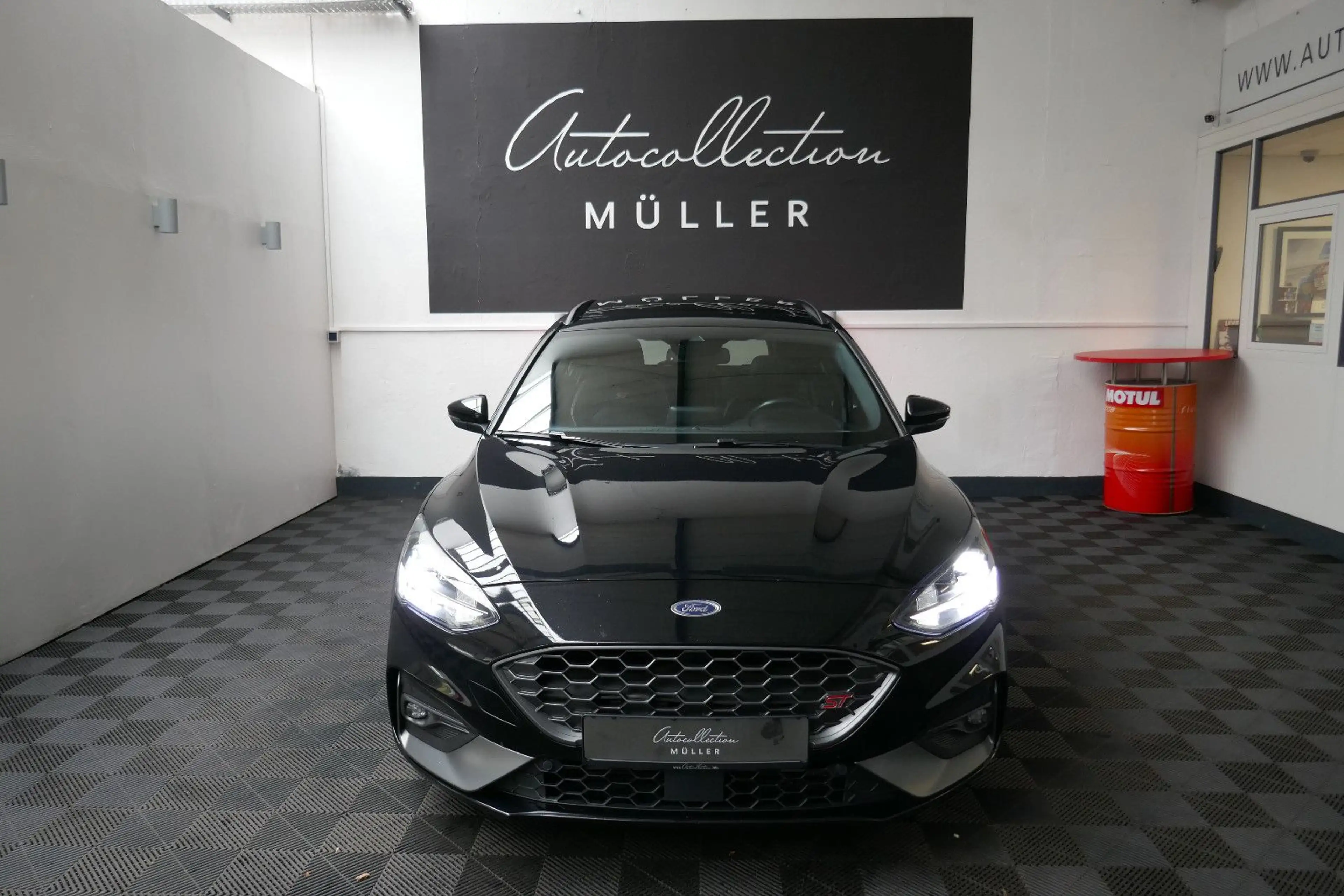 Ford Focus Turnier ST — photo 3