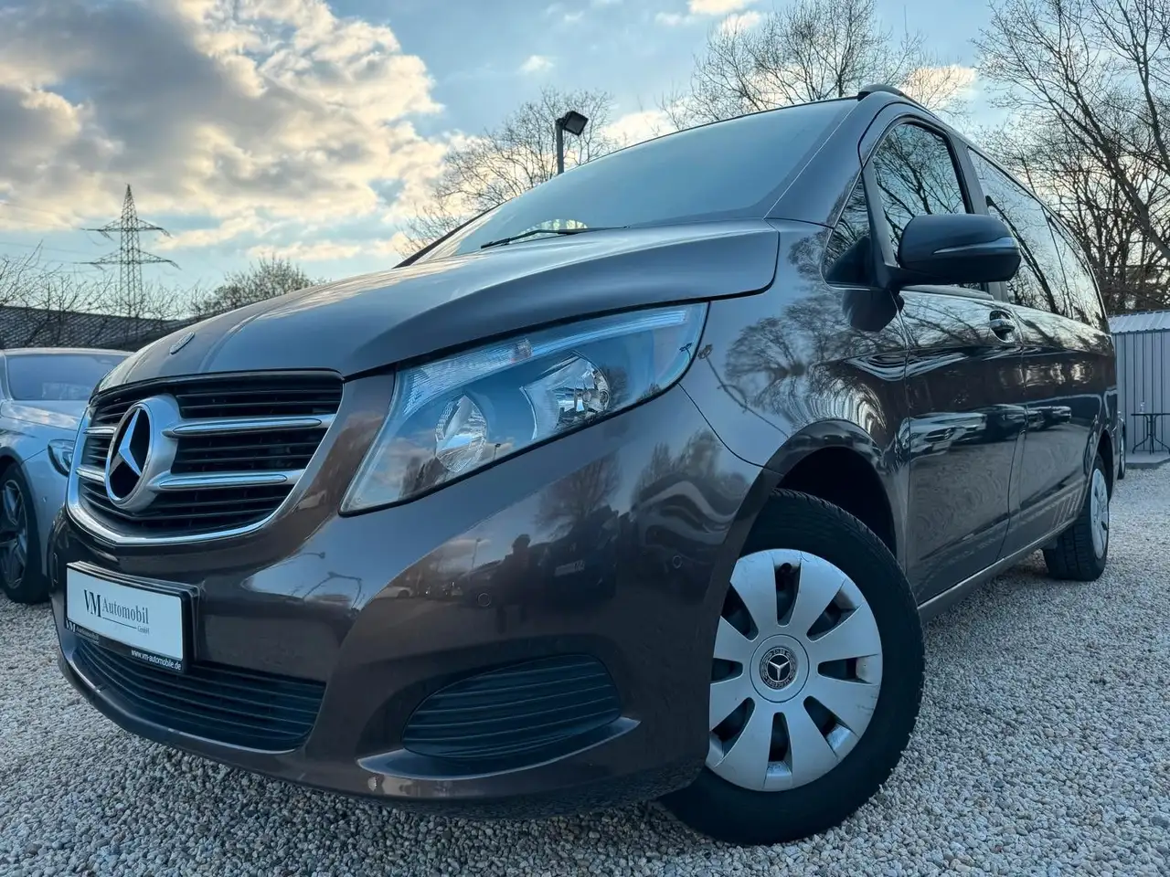 Mercedes-Benz V 200