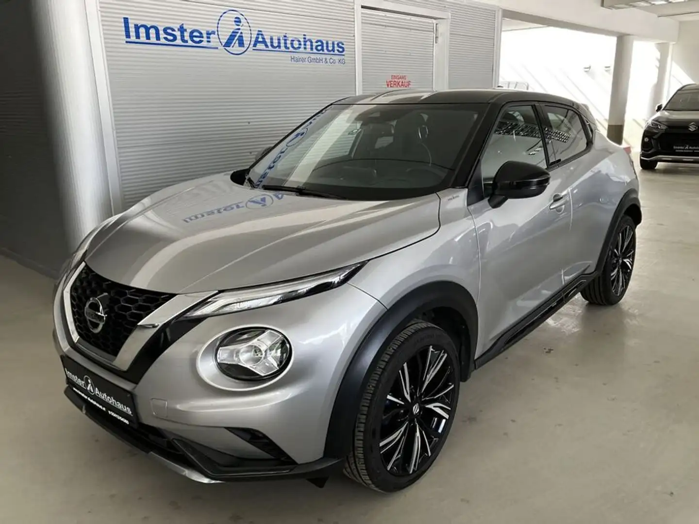 Nissan Juke 1,0 DIG-T N-Design BOSE Silber - 2