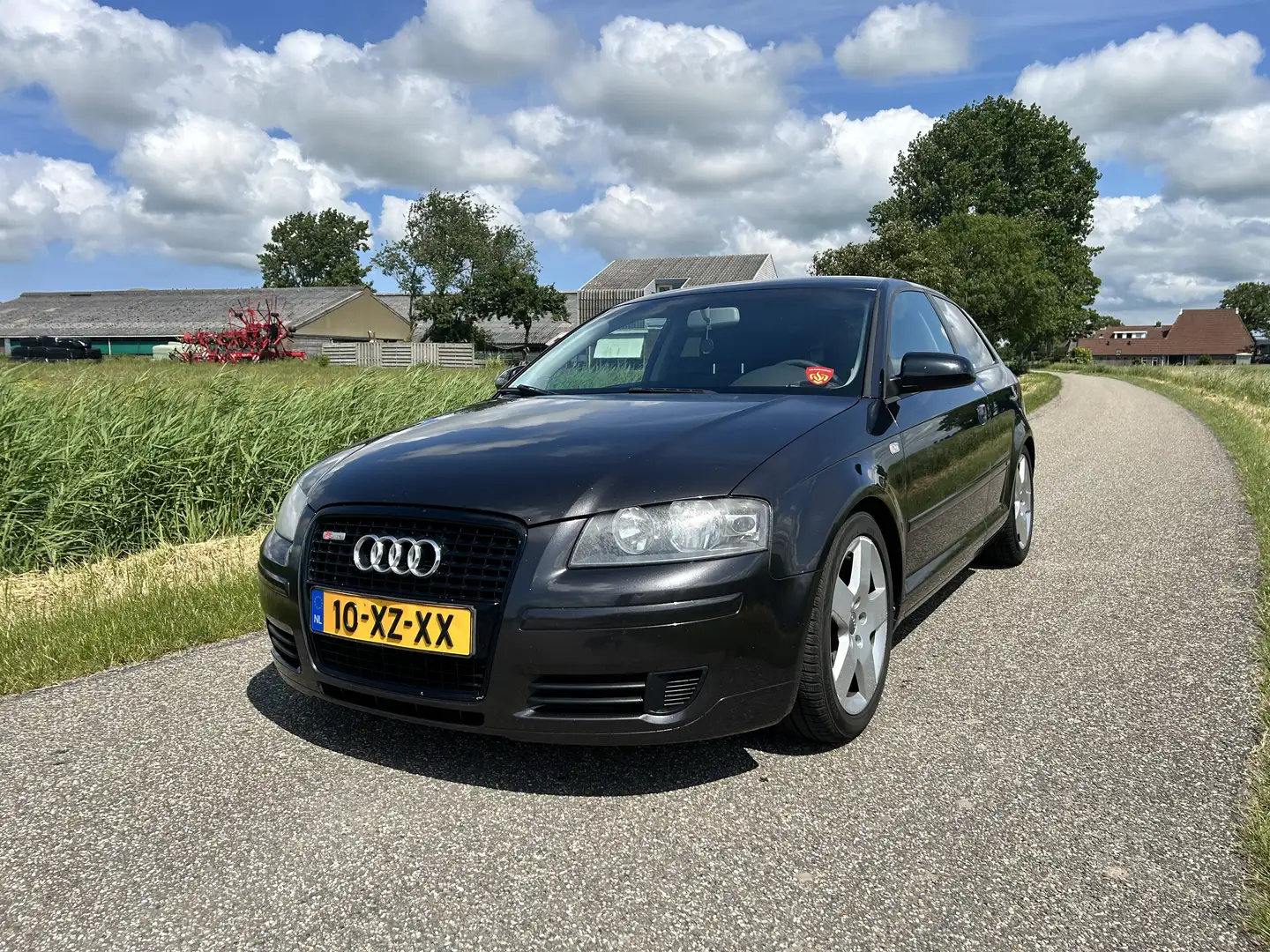 Audi A3 1.4 TFSI Attr.Pro L. Grijs - 1