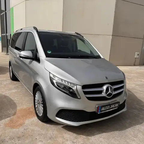 Mercedes-Benz V 220 220d Compacto Avantgarde