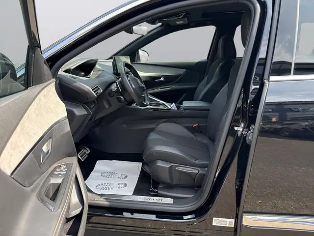 Peugeot 5008 view 11