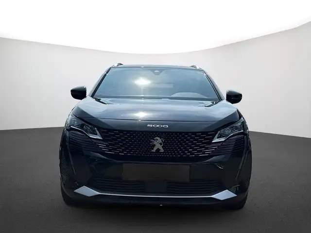 Peugeot 5008 view 2