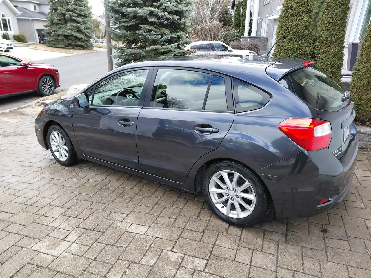 Subaru Impreza снимка Subaru Impreza