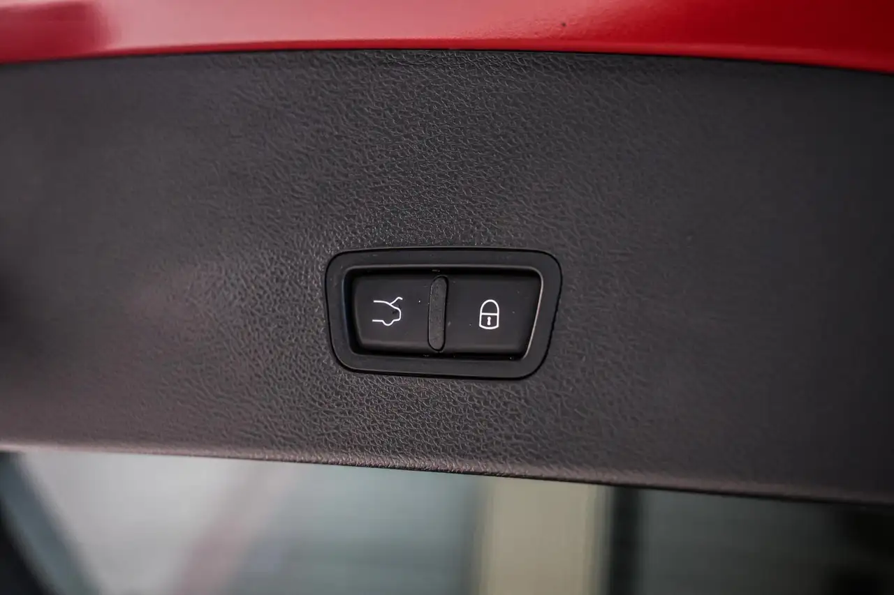 Alfa Romeo Tonale 1.3T PHEV Veloce Pano Leder ventilatie 19", миниатюра 26