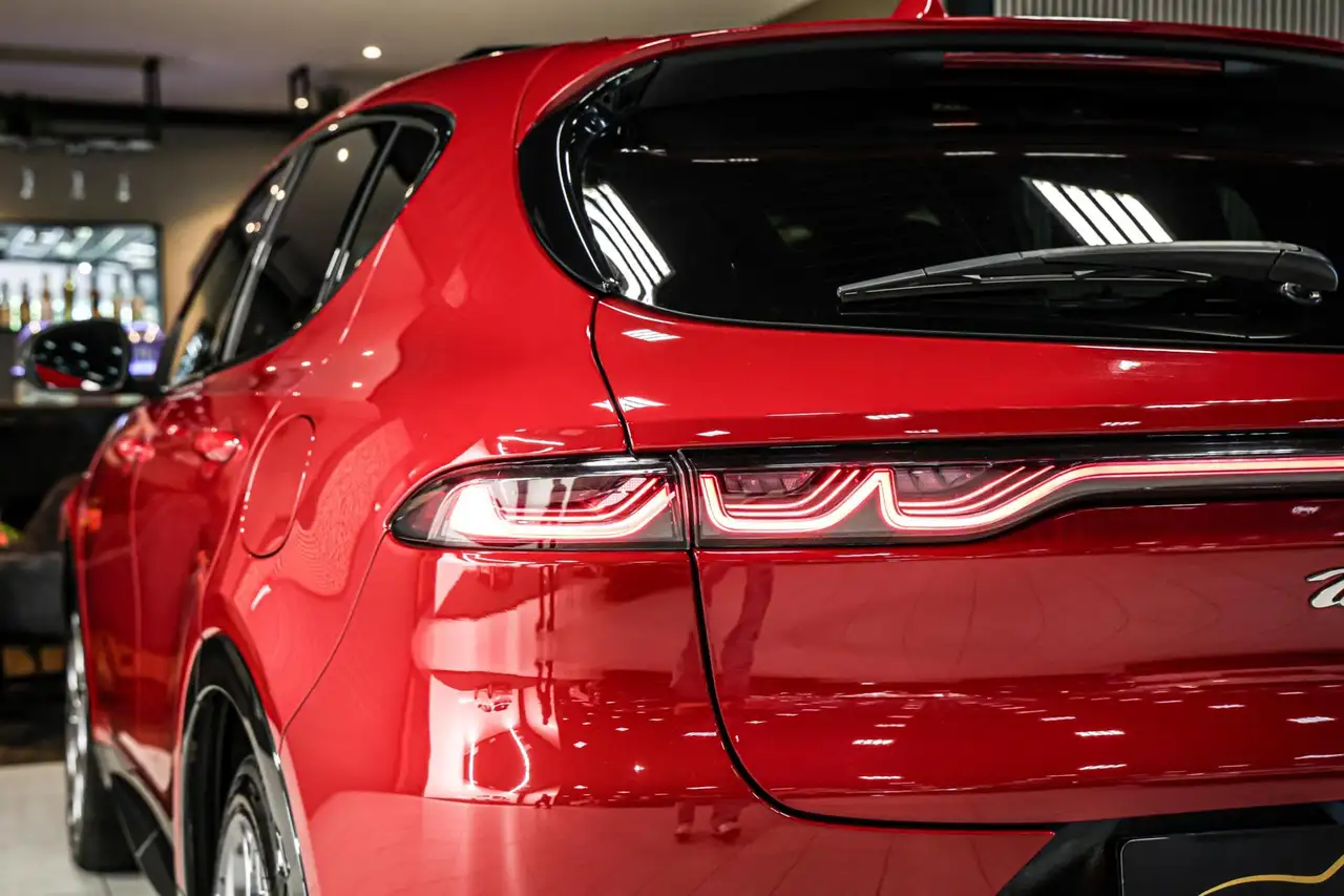 Alfa Romeo Tonale 1.3T PHEV Veloce Pano Leder ventilatie 19", миниатюра 13