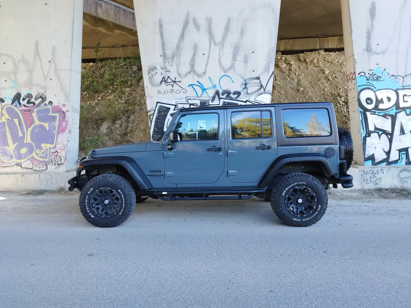 Jeep Wrangler 2.8 CRD 200 Unlimited Sport Gris - 1