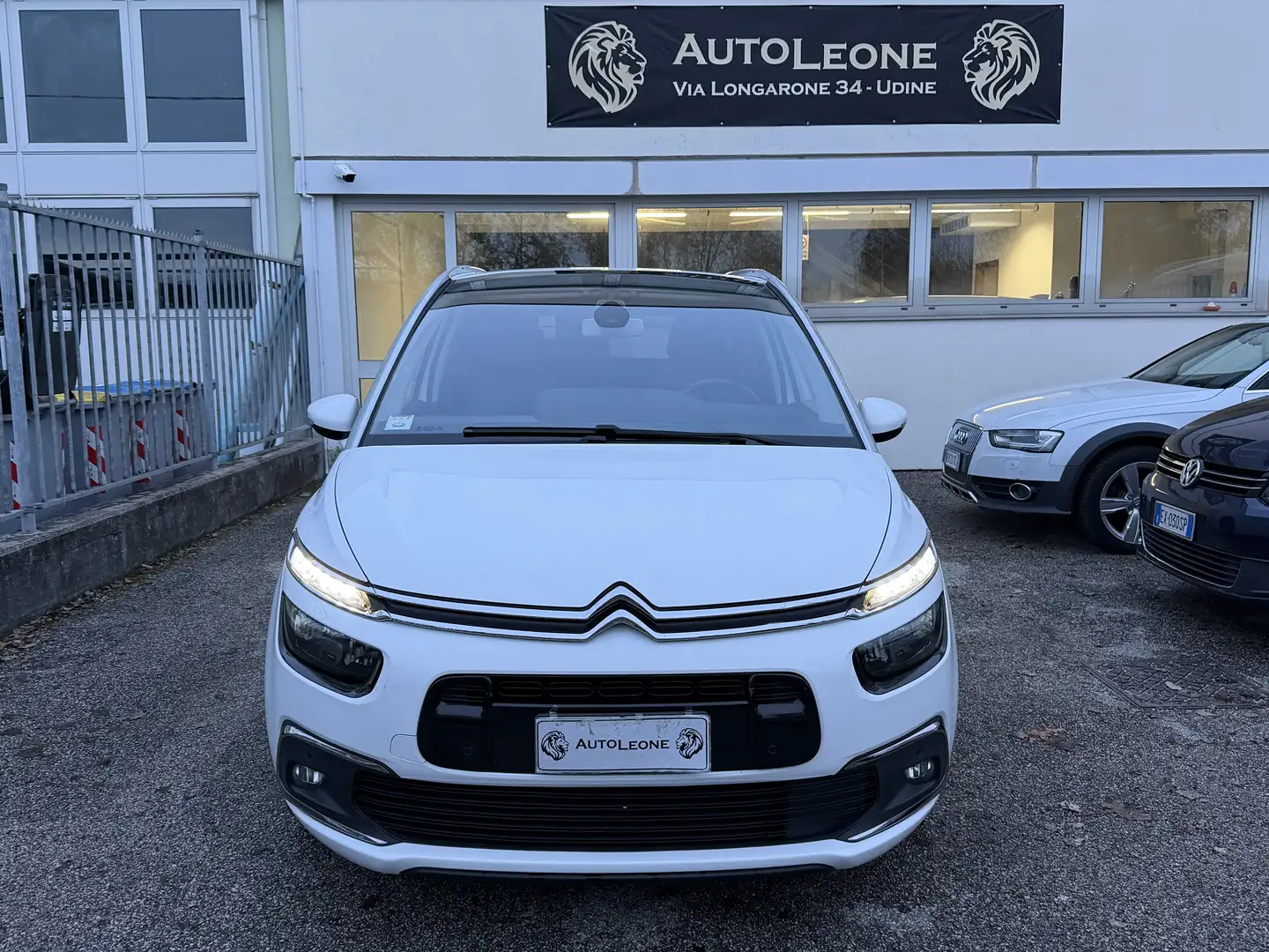 Citroen C4 Picasso 2.0 bluehdi Shine s&s 150cv Bianco - 2