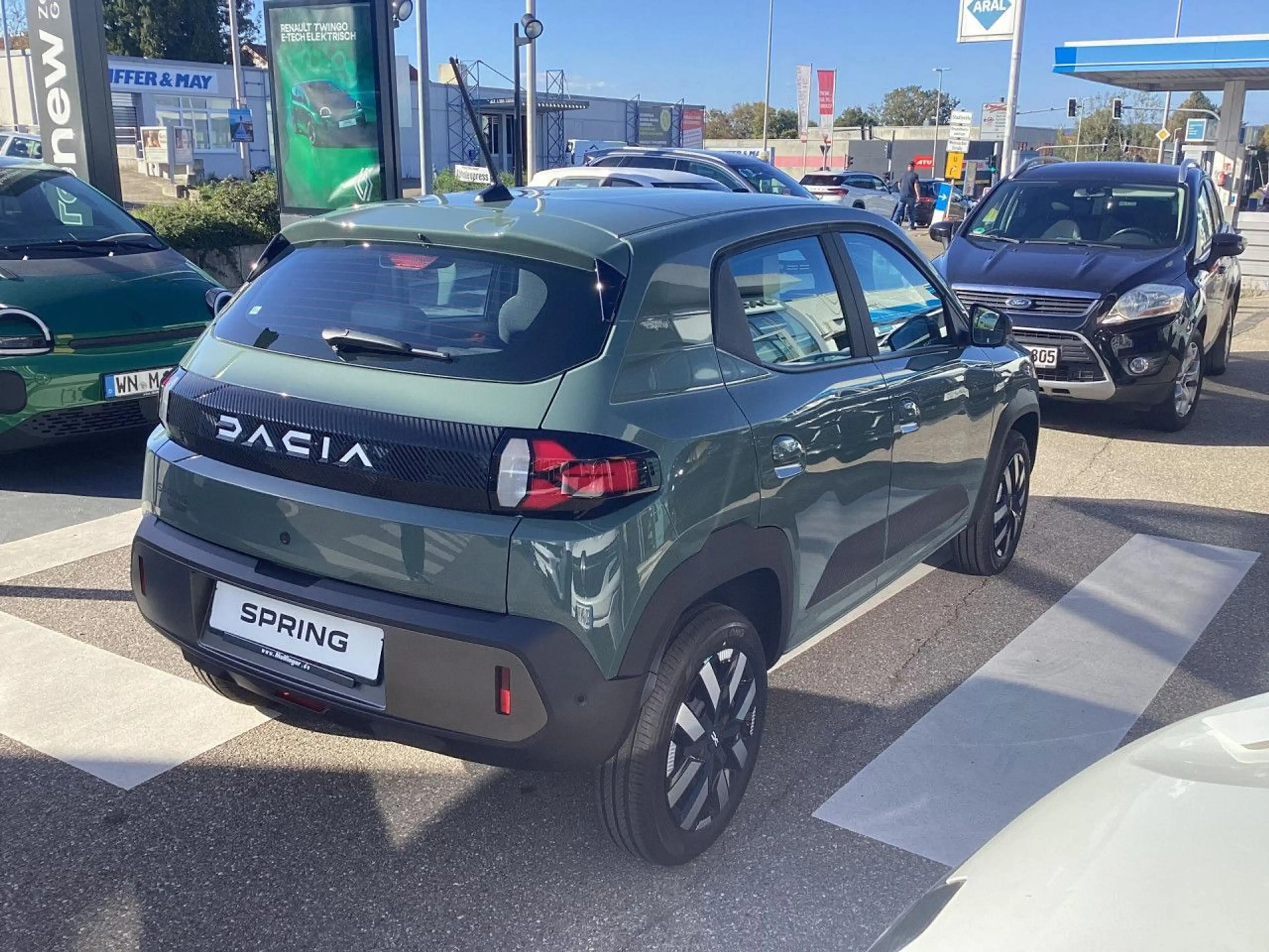 Dacia Spring Expression electric 70 Bluetooth Navi LED — photo 8
