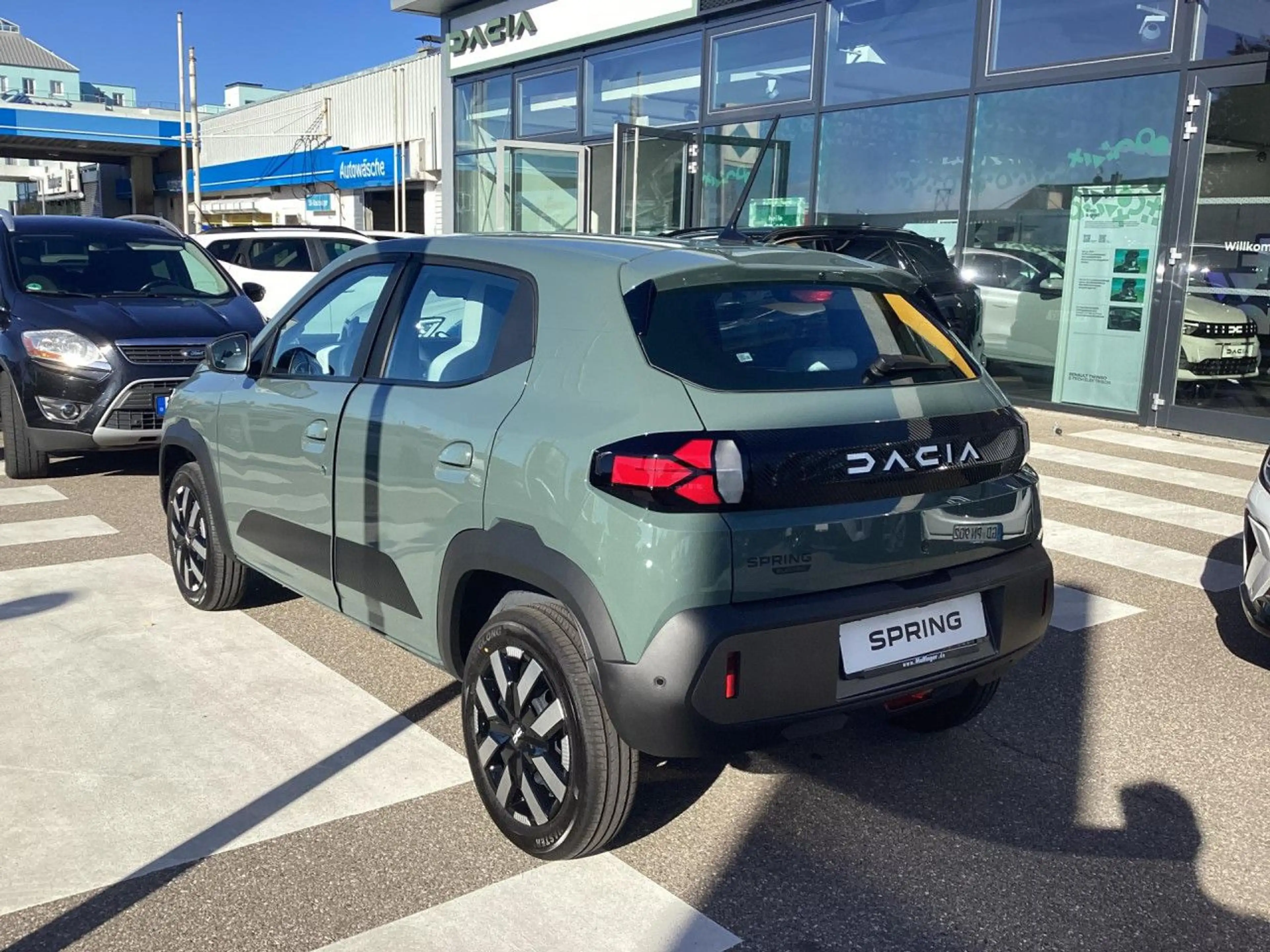 Dacia Spring Expression electric 70 Bluetooth Navi LED — photo 11