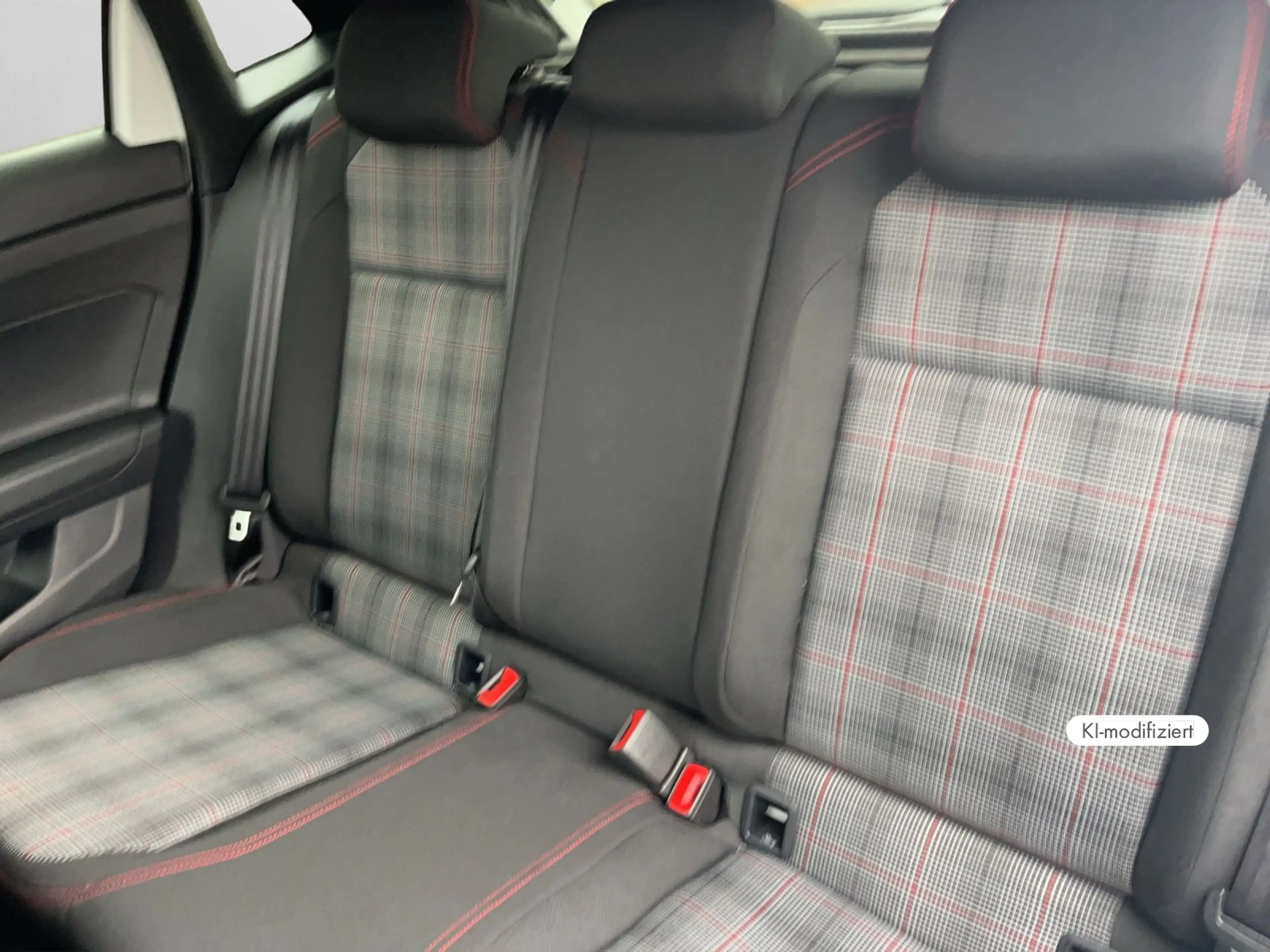 Volkswagen Polo GTI 2.0 TSI DSG NAVI RFK ACC MATRIX-LED SHZ — photo 15