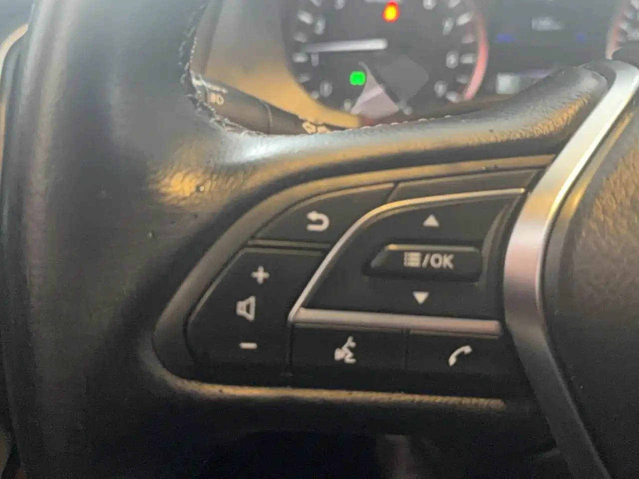 Infiniti Q50 снимка Infiniti Q50